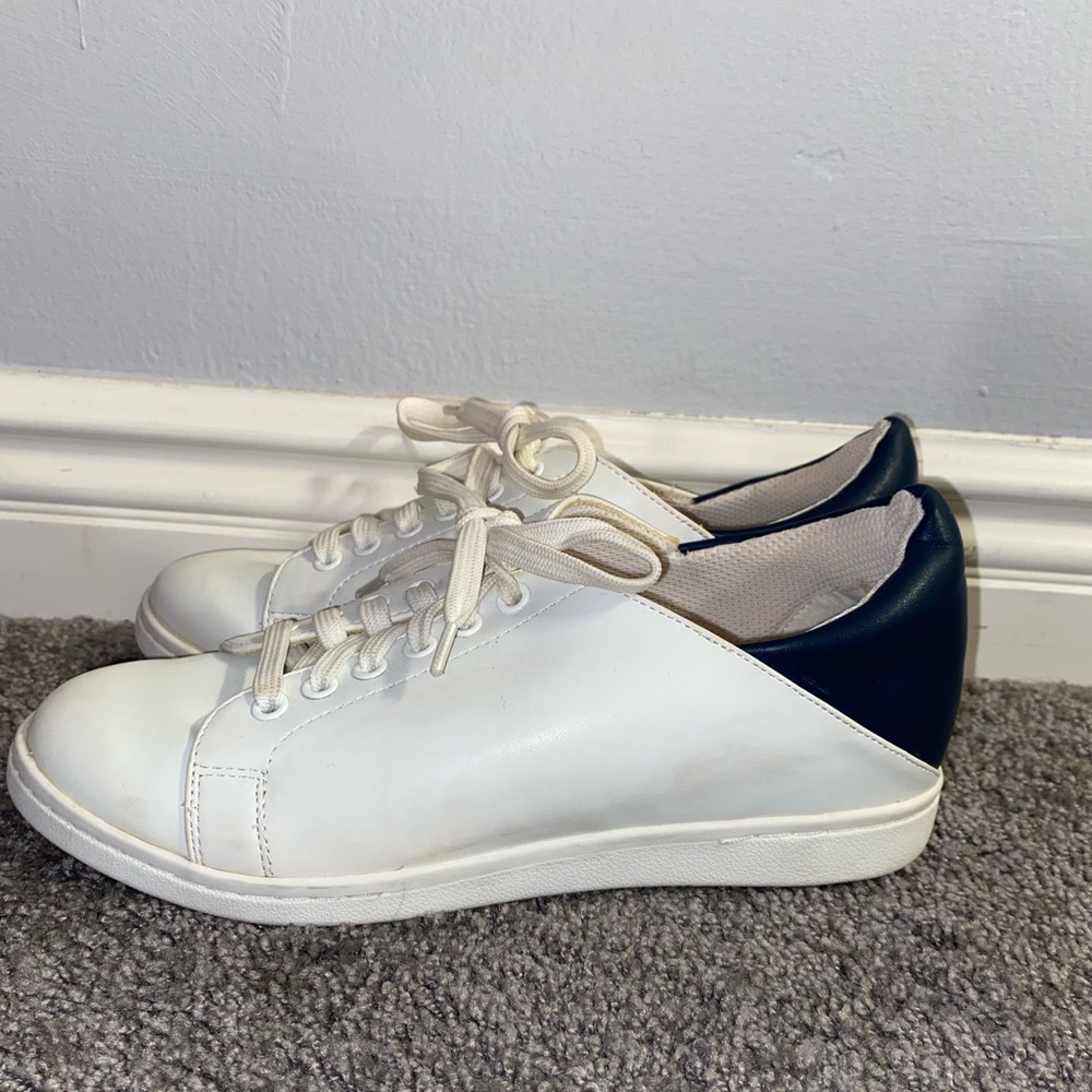 Size 9 Sam Edelman sneakers with blue leather